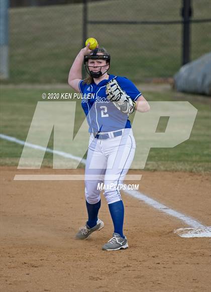 Thumbnail 1 in Warren County vs. Madison County photogallery.