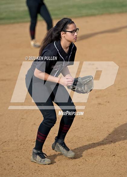 Thumbnail 1 in Warren County vs. Madison County photogallery.