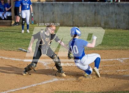 Thumbnail 1 in Warren County vs. Madison County photogallery.
