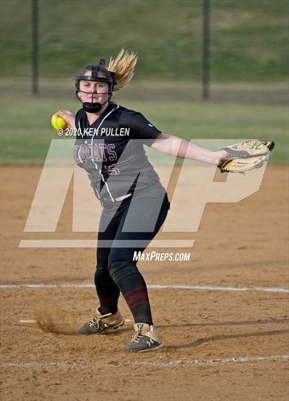 Thumbnail 1 in Warren County vs. Madison County photogallery.
