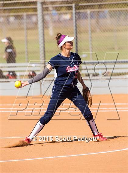 Thumbnail 1 in Great Oak @ Mater Dei photogallery.