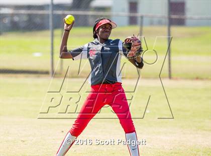 Thumbnail 3 in Great Oak @ Mater Dei photogallery.