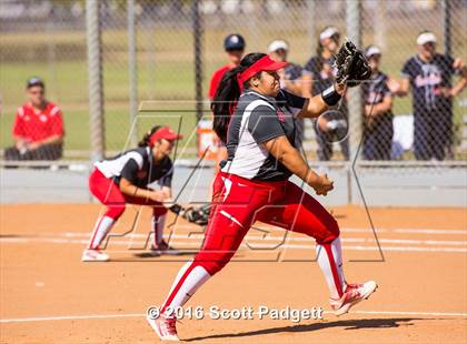 Thumbnail 1 in Great Oak @ Mater Dei photogallery.