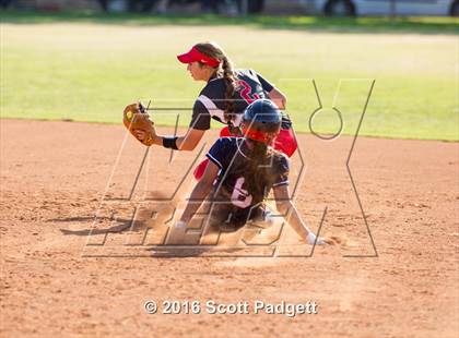 Thumbnail 1 in Great Oak @ Mater Dei photogallery.