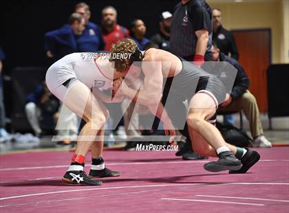 Thumbnail 1 in UIL Wrestling 5A-6A Finals (Round 1) photogallery.
