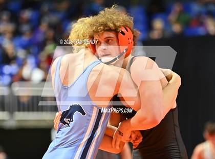 Thumbnail 2 in UIL Wrestling 5A-6A Finals (Round 1) photogallery.