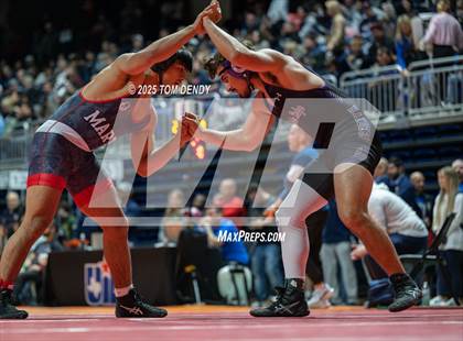 Thumbnail 3 in UIL Wrestling 5A-6A Finals (Round 1) photogallery.