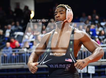 Thumbnail 1 in UIL Wrestling 5A-6A Finals (Round 1) photogallery.