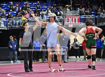 Thumbnail 3 in UIL Wrestling 5A-6A Finals (Round 1) photogallery.