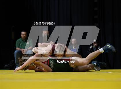 Thumbnail 1 in UIL Wrestling 5A-6A Finals (Round 1) photogallery.