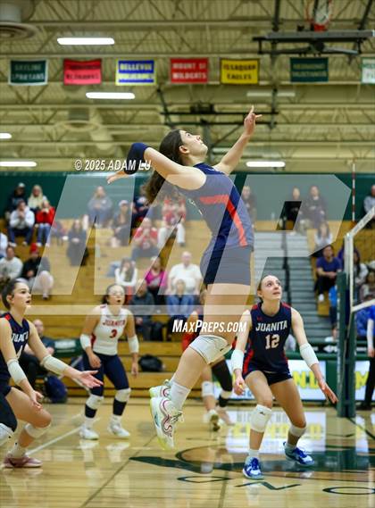 Thumbnail 2 in Juanita @ Redmond photogallery.