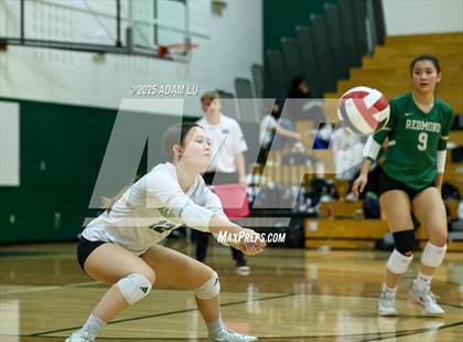 Thumbnail 1 in Juanita @ Redmond photogallery.