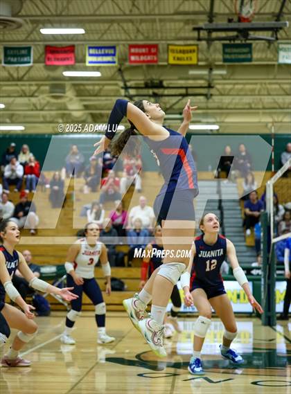 Thumbnail 3 in Juanita @ Redmond photogallery.