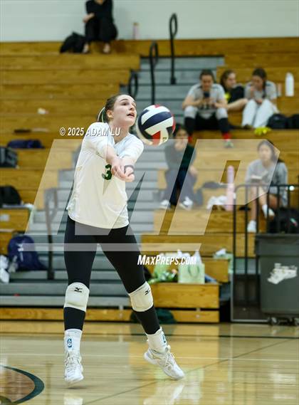 Thumbnail 1 in Juanita @ Redmond photogallery.