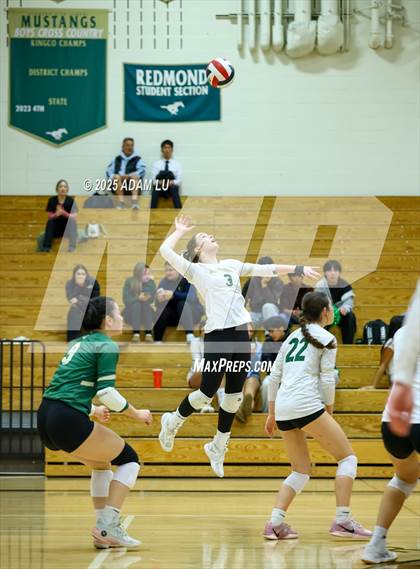 Thumbnail 1 in Juanita @ Redmond photogallery.