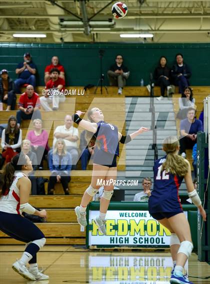 Thumbnail 2 in Juanita @ Redmond photogallery.