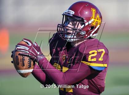 Thumbnail 3 in Homewood-Flossmoor @ Loyola Academy (IHSA Class 8A Quarterfinal) photogallery.