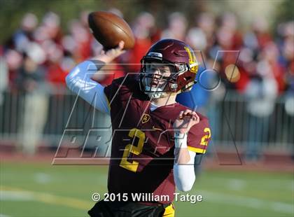 Thumbnail 3 in Homewood-Flossmoor @ Loyola Academy (IHSA Class 8A Quarterfinal) photogallery.