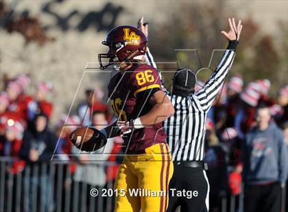 Thumbnail 3 in Homewood-Flossmoor @ Loyola Academy (IHSA Class 8A Quarterfinal) photogallery.