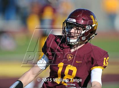 Thumbnail 2 in Homewood-Flossmoor @ Loyola Academy (IHSA Class 8A Quarterfinal) photogallery.