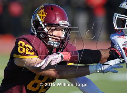 Thumbnail 2 in Homewood-Flossmoor @ Loyola Academy (IHSA Class 8A Quarterfinal) photogallery.