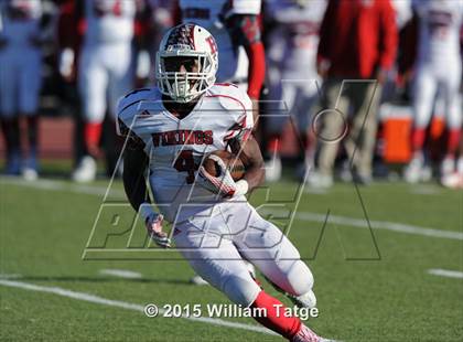 Thumbnail 1 in Homewood-Flossmoor @ Loyola Academy (IHSA Class 8A Quarterfinal) photogallery.