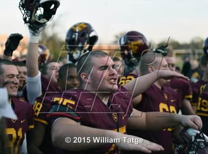 Thumbnail 3 in Homewood-Flossmoor @ Loyola Academy (IHSA Class 8A Quarterfinal) photogallery.