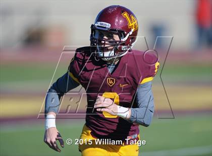 Thumbnail 3 in Homewood-Flossmoor @ Loyola Academy (IHSA Class 8A Quarterfinal) photogallery.