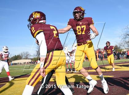Thumbnail 3 in Homewood-Flossmoor @ Loyola Academy (IHSA Class 8A Quarterfinal) photogallery.