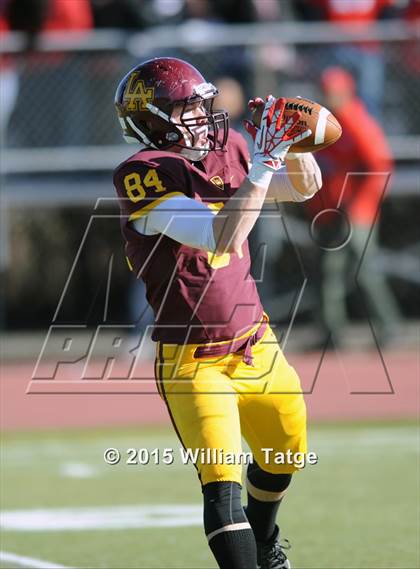 Thumbnail 2 in Homewood-Flossmoor @ Loyola Academy (IHSA Class 8A Quarterfinal) photogallery.