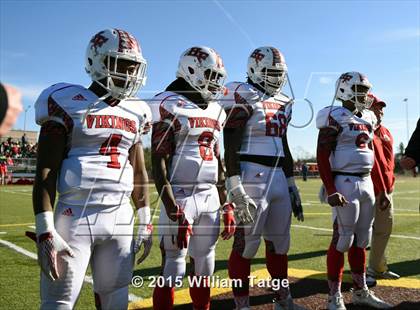 Thumbnail 1 in Homewood-Flossmoor @ Loyola Academy (IHSA Class 8A Quarterfinal) photogallery.