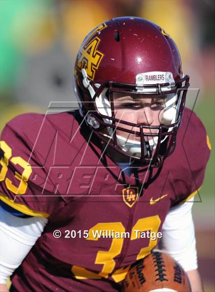 Thumbnail 2 in Homewood-Flossmoor @ Loyola Academy (IHSA Class 8A Quarterfinal) photogallery.