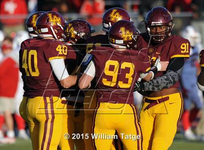 Thumbnail 2 in Homewood-Flossmoor @ Loyola Academy (IHSA Class 8A Quarterfinal) photogallery.