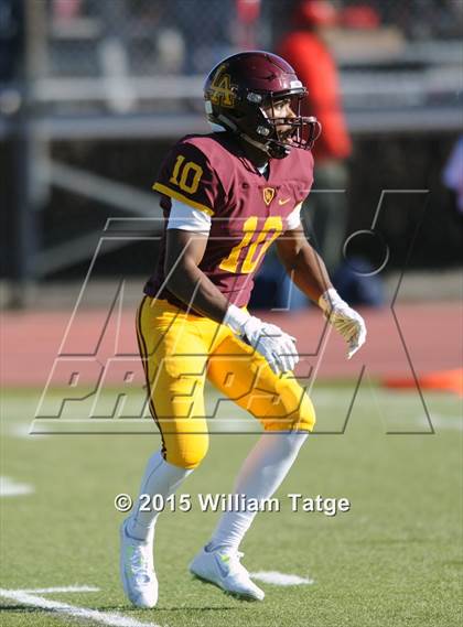 Thumbnail 2 in Homewood-Flossmoor @ Loyola Academy (IHSA Class 8A Quarterfinal) photogallery.