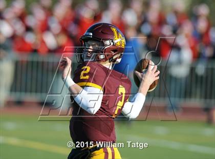 Thumbnail 2 in Homewood-Flossmoor @ Loyola Academy (IHSA Class 8A Quarterfinal) photogallery.