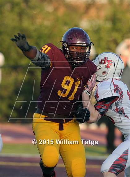 Thumbnail 2 in Homewood-Flossmoor @ Loyola Academy (IHSA Class 8A Quarterfinal) photogallery.