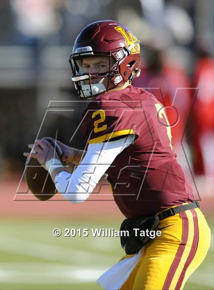 Thumbnail 2 in Homewood-Flossmoor @ Loyola Academy (IHSA Class 8A Quarterfinal) photogallery.
