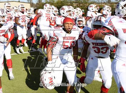 Thumbnail 2 in Homewood-Flossmoor @ Loyola Academy (IHSA Class 8A Quarterfinal) photogallery.