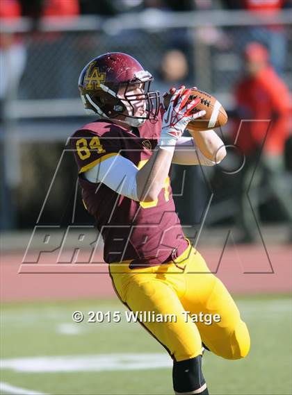 Thumbnail 3 in Homewood-Flossmoor @ Loyola Academy (IHSA Class 8A Quarterfinal) photogallery.