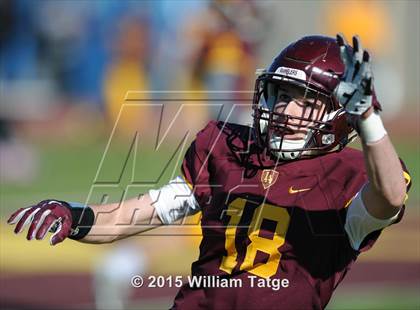 Thumbnail 3 in Homewood-Flossmoor @ Loyola Academy (IHSA Class 8A Quarterfinal) photogallery.