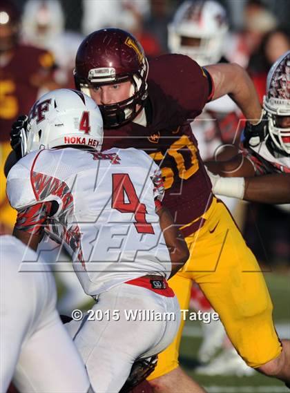Thumbnail 3 in Homewood-Flossmoor @ Loyola Academy (IHSA Class 8A Quarterfinal) photogallery.