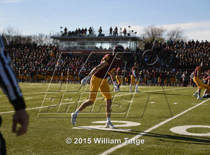 Thumbnail 3 in Homewood-Flossmoor @ Loyola Academy (IHSA Class 8A Quarterfinal) photogallery.