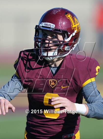 Thumbnail 2 in Homewood-Flossmoor @ Loyola Academy (IHSA Class 8A Quarterfinal) photogallery.