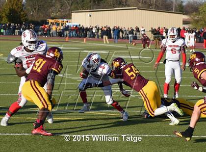 Thumbnail 2 in Homewood-Flossmoor @ Loyola Academy (IHSA Class 8A Quarterfinal) photogallery.