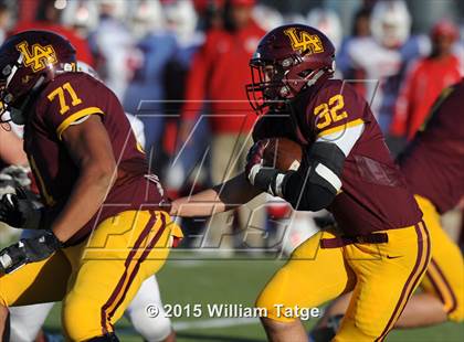Thumbnail 3 in Homewood-Flossmoor @ Loyola Academy (IHSA Class 8A Quarterfinal) photogallery.