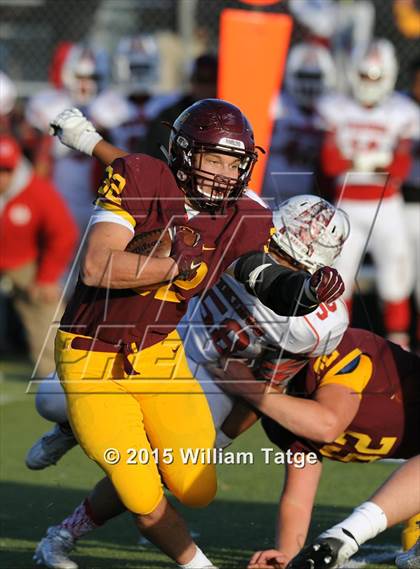 Thumbnail 1 in Homewood-Flossmoor @ Loyola Academy (IHSA Class 8A Quarterfinal) photogallery.
