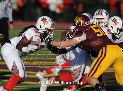 Thumbnail 3 in Homewood-Flossmoor @ Loyola Academy (IHSA Class 8A Quarterfinal) photogallery.