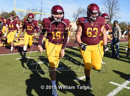 Thumbnail 3 in Homewood-Flossmoor @ Loyola Academy (IHSA Class 8A Quarterfinal) photogallery.