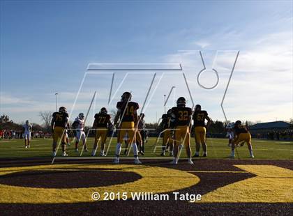 Thumbnail 3 in Homewood-Flossmoor @ Loyola Academy (IHSA Class 8A Quarterfinal) photogallery.