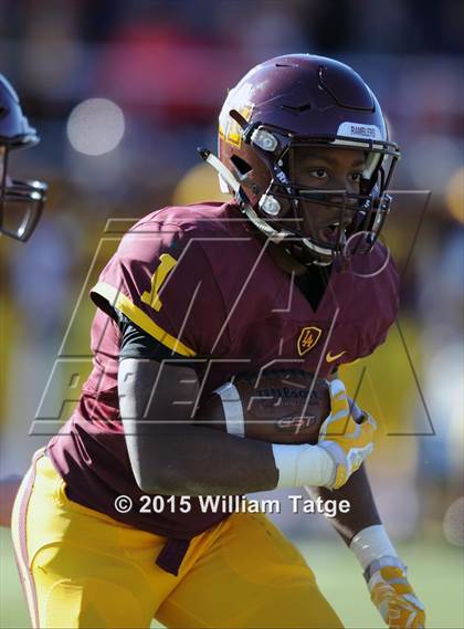 Thumbnail 3 in Homewood-Flossmoor @ Loyola Academy (IHSA Class 8A Quarterfinal) photogallery.
